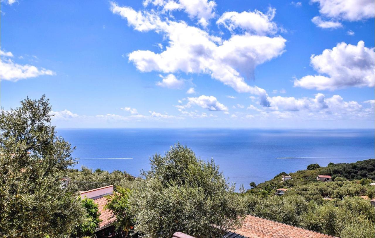 Cozy Apartment In Massa Lubrense Εξωτερικό φωτογραφία