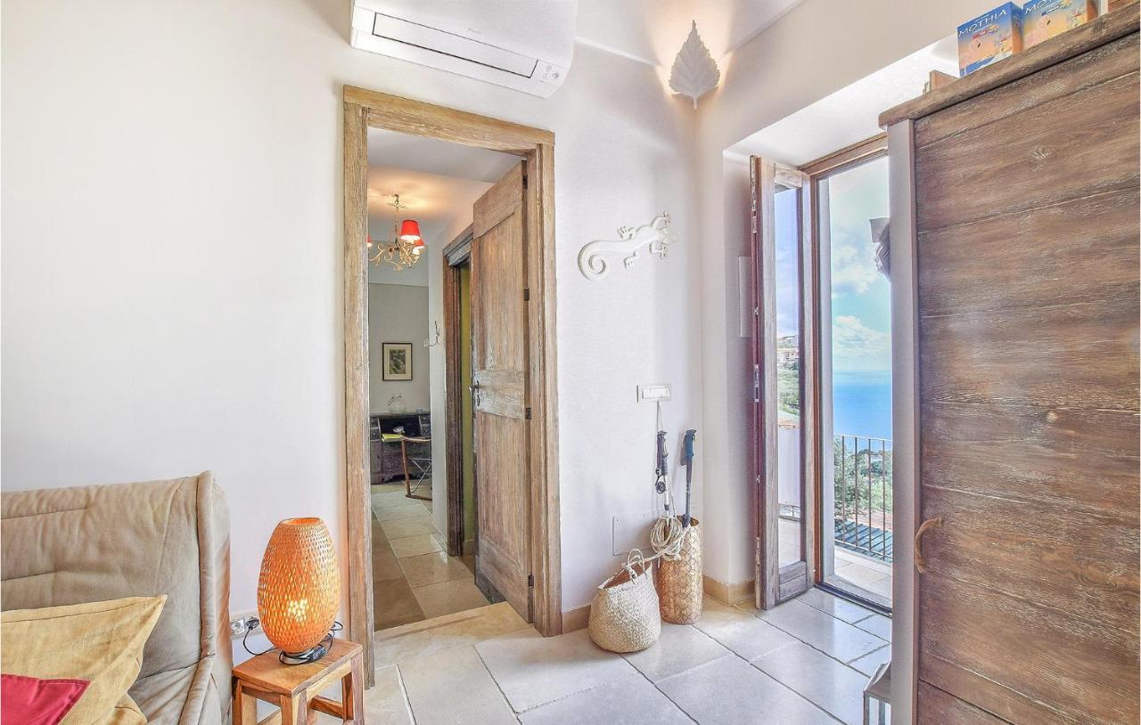 Cozy Apartment In Massa Lubrense Εξωτερικό φωτογραφία