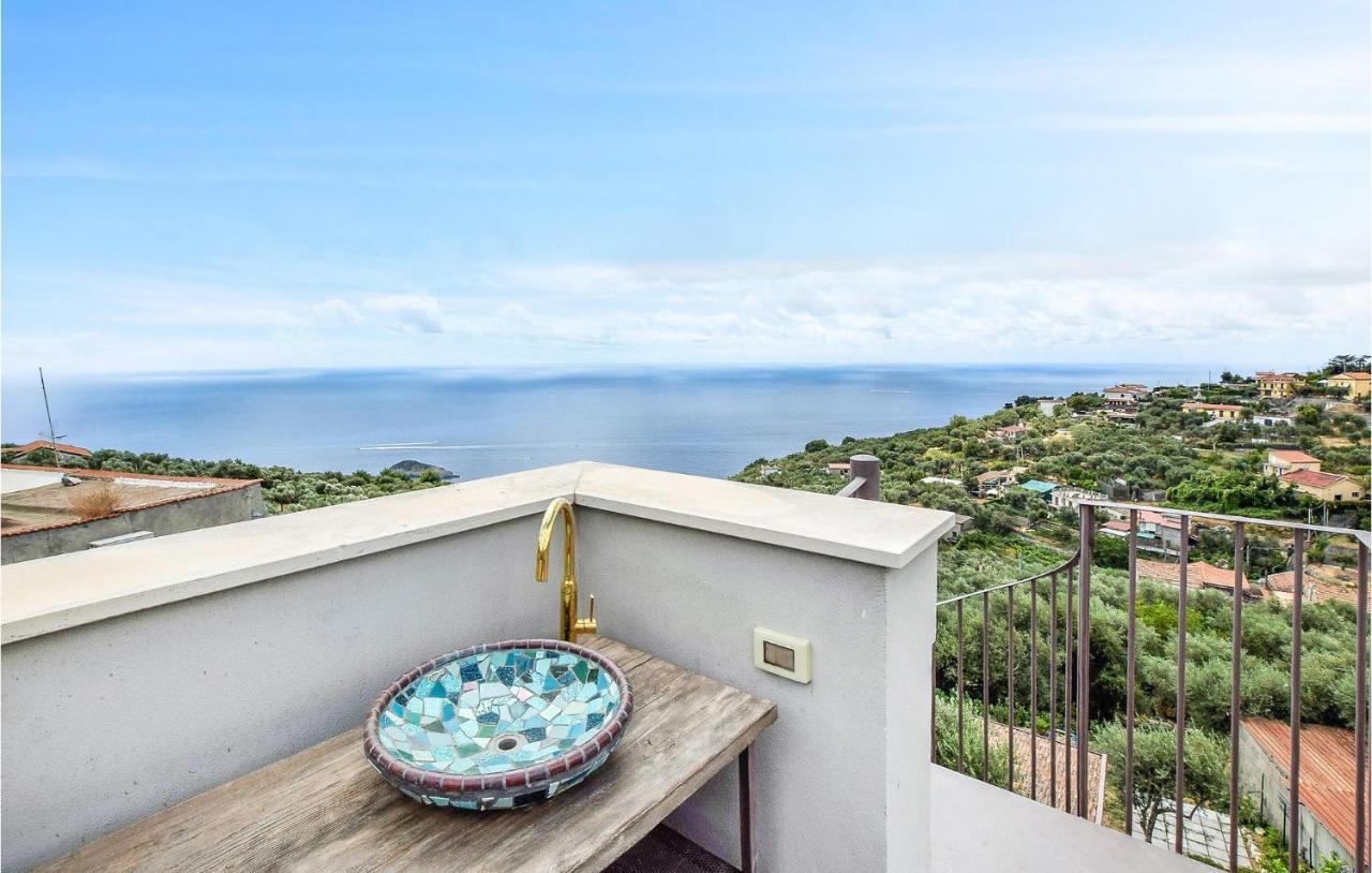 Cozy Apartment In Massa Lubrense Εξωτερικό φωτογραφία
